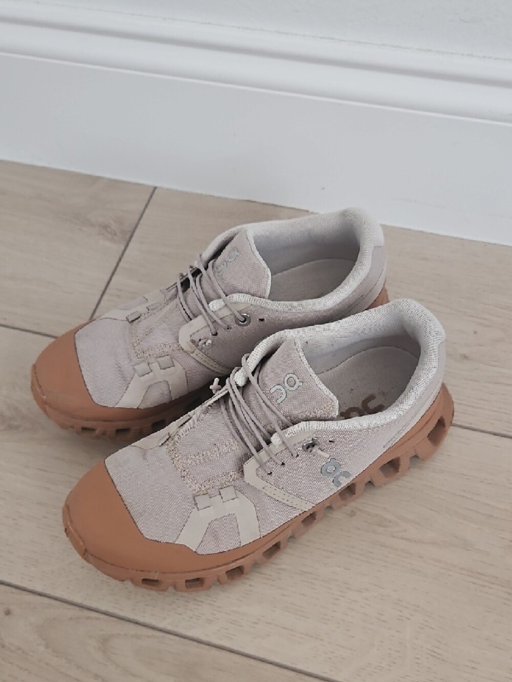 On Running Beige and Brown Trail Sneakers - Picture 2 of 5